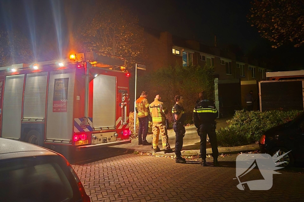 Brandweer verricht metingen bij gaslekkage