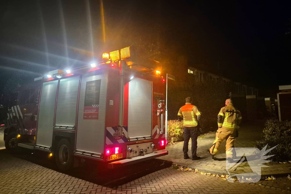 Brandweer verricht metingen bij gaslekkage