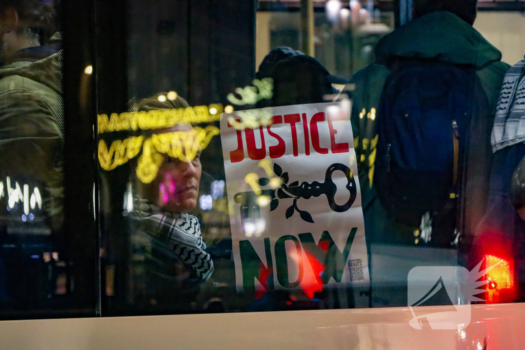 Opnieuw demonstratie, politie grootschalig aanwezig