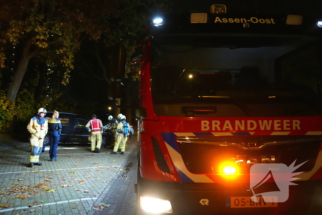 Getuigen en politie voorkomen grote schade bij voertuigbrand