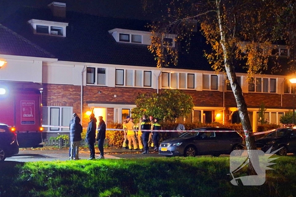 Woning afgezet na brandmelding, politie start onderzoek