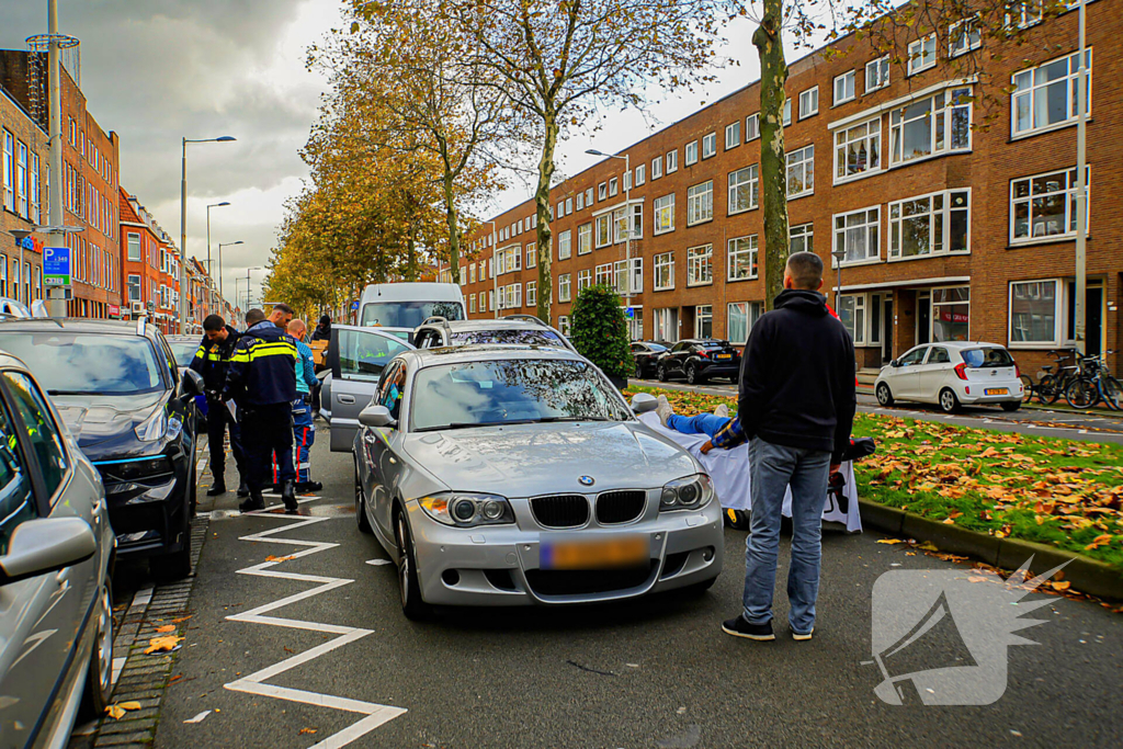 Kop-staartbotsing tussen drie voertuigen