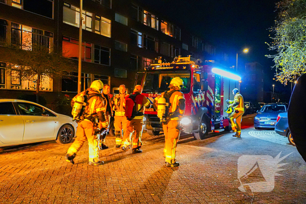 Portiekflat vol rook door brand in afzuigkap