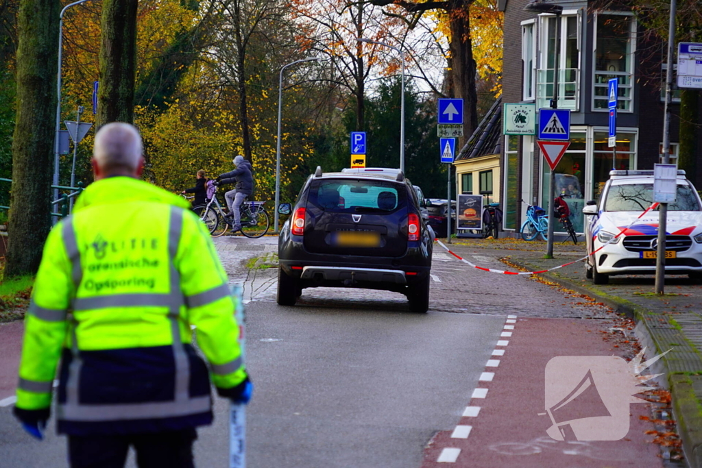 Fietser gewond bij botsing met personenauto