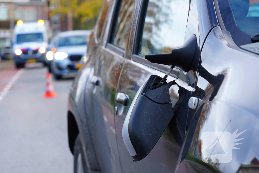 Fietser gewond bij botsing met personenauto