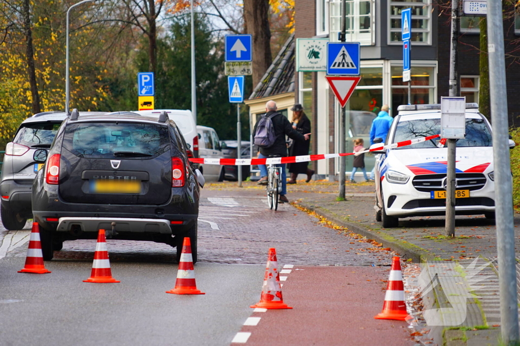 Fietser gewond bij botsing met personenauto