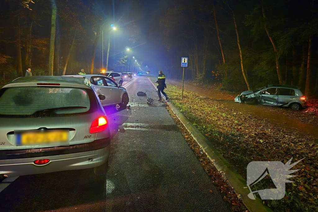 Drie auto's fiks beschadigd bij ongeval