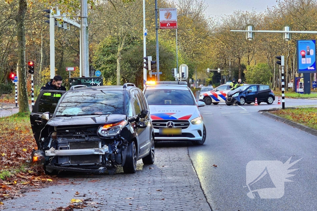 Flinke schade bij ongeval op kruising