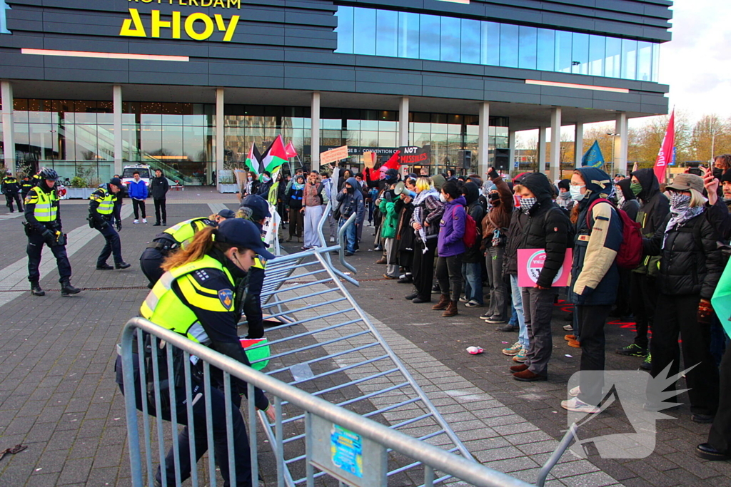 Meerdere aanhouding bij wapenbeurs Ahoy