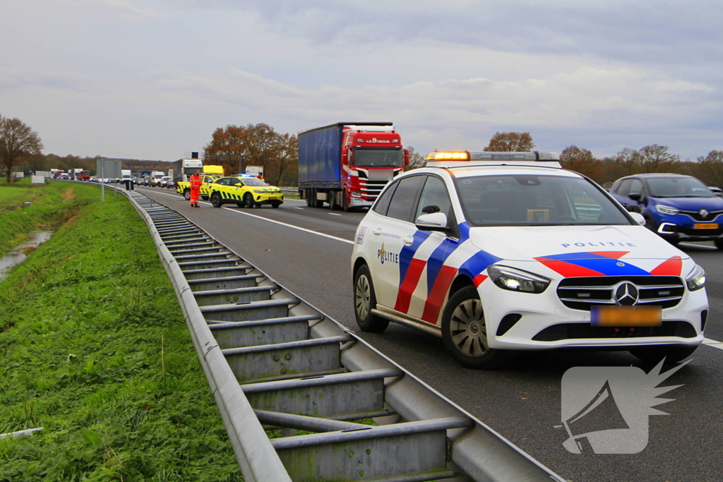 Rijstrook afgesloten door ongeval