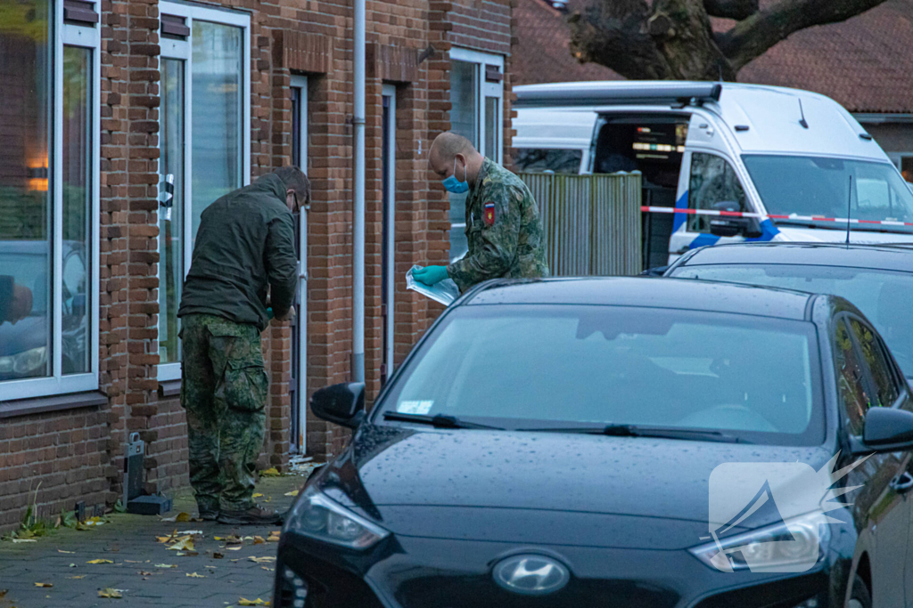 Explosief afgegaan bij woning Explosieven Opruimingsdienst Defensie aanwezig