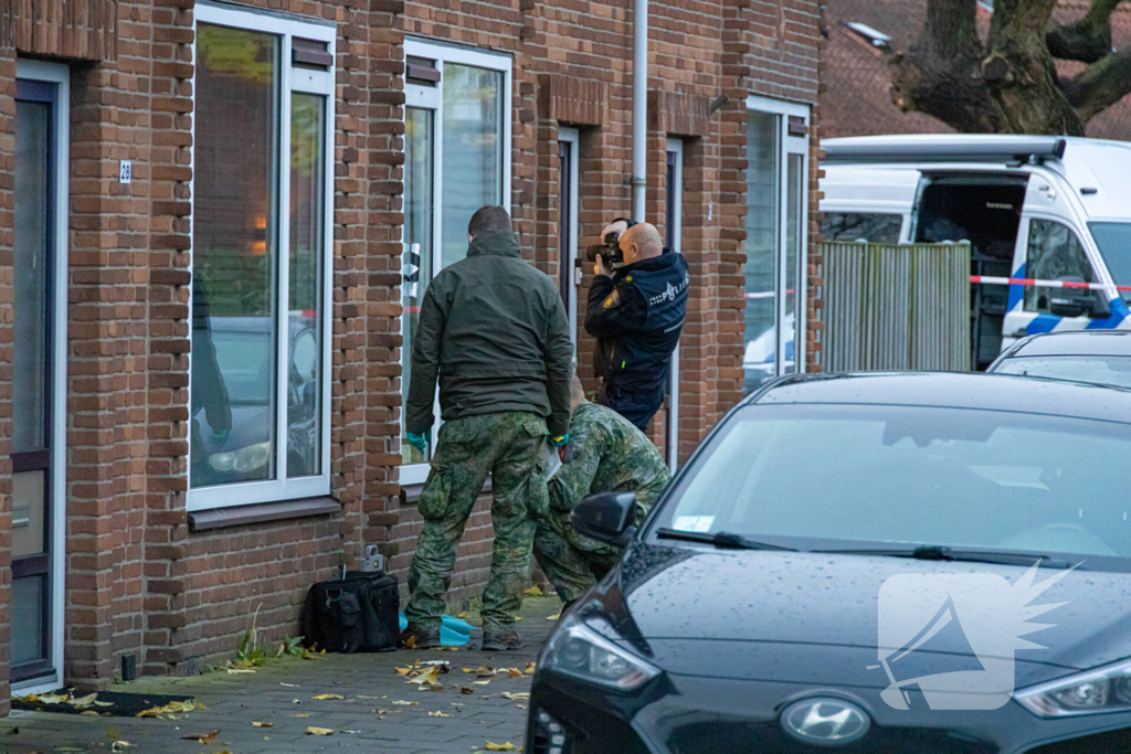 Explosief afgegaan bij woning Explosieven Opruimingsdienst Defensie aanwezig