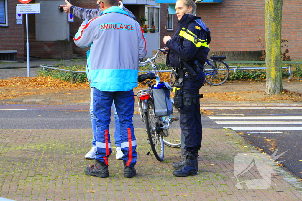 Fietser gewond bij aanrijding op kruispunt