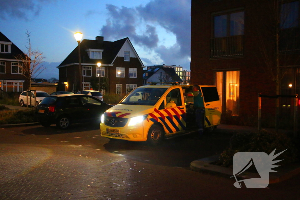 Brand in keuken door brandweer geblust