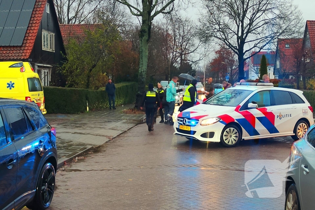 Twee fietsers botsen op elkaar