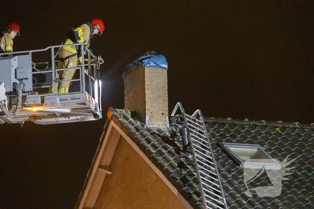 Ladder vormt gevaar tijdens storm Conall