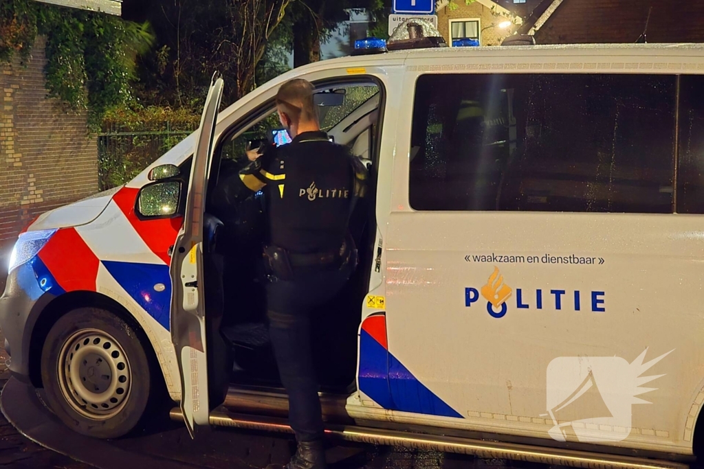 Zoektocht naar verdachte na overval melding