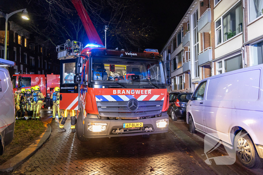 Portiekflat ontruimd wegens brand