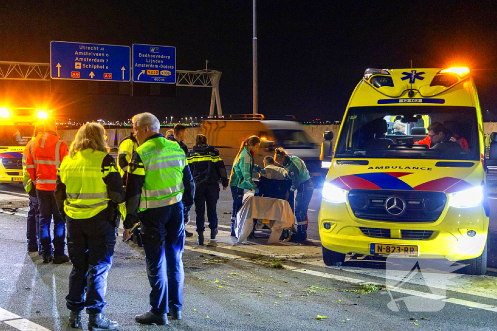 Peperdure bolide met prijskaart van 220 000 crasht