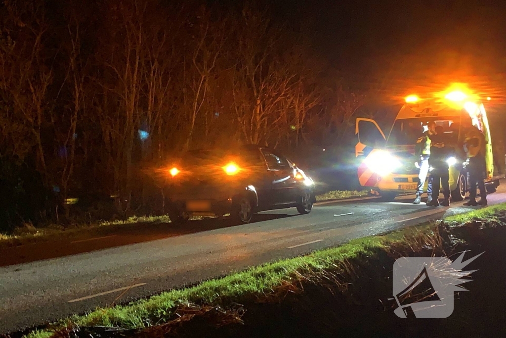 Fietser zwaargewond bij aanrijding met auto