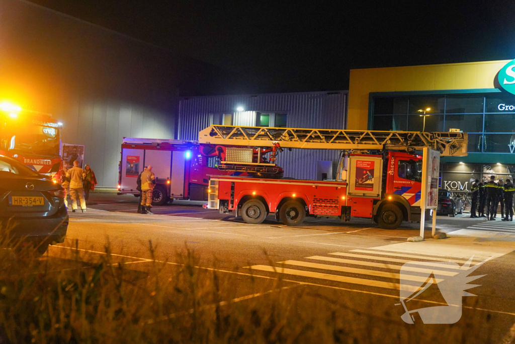 Brandmelding bij groothandel blijkt kortsluiting in verlichting