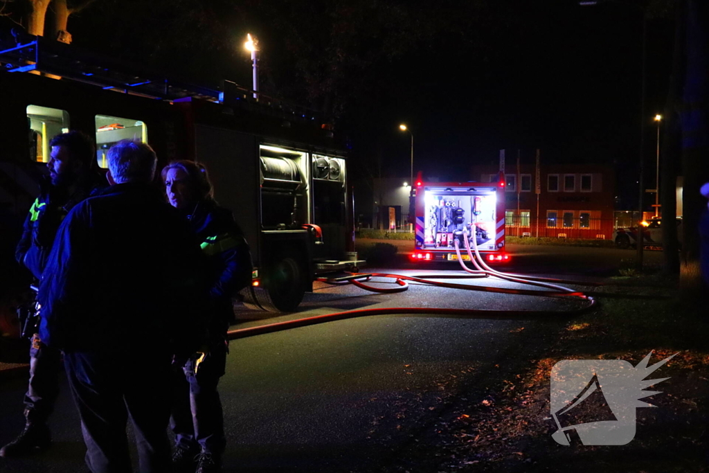 Vijf vrachtwagen total-loss verklaard door brand