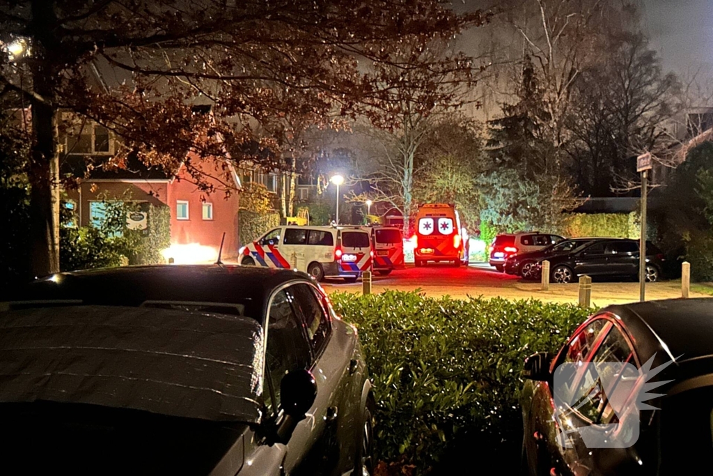 Persoon neergestoken op straat