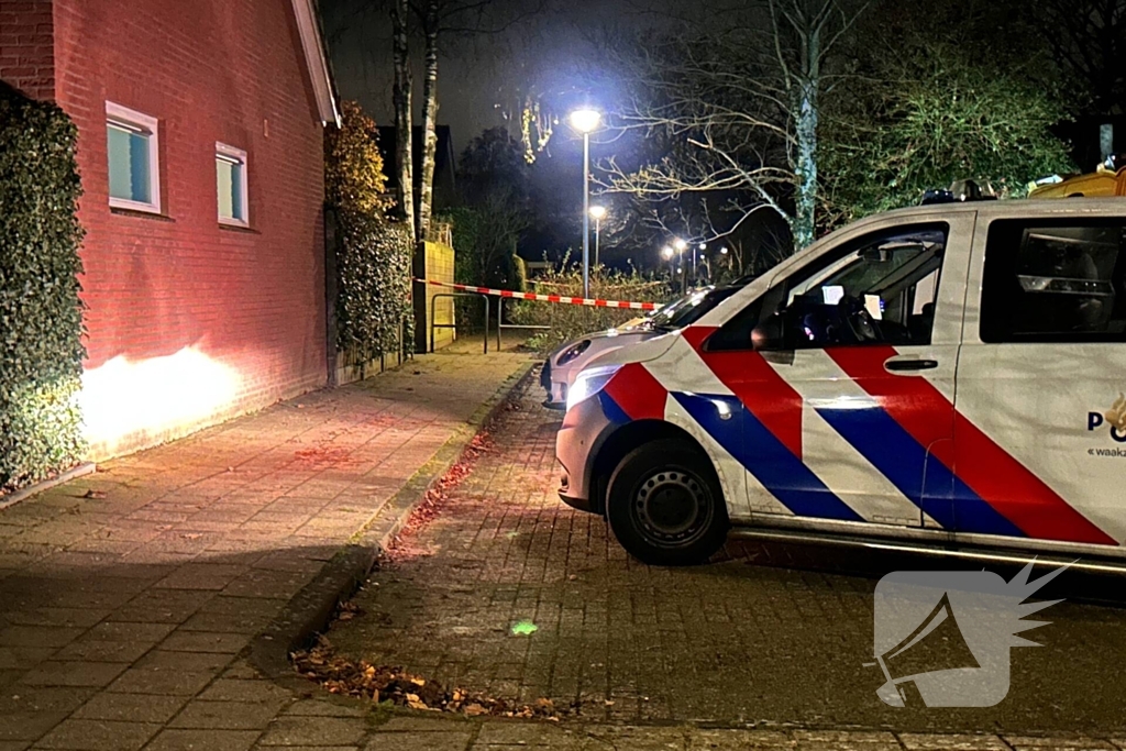 Persoon neergestoken op straat