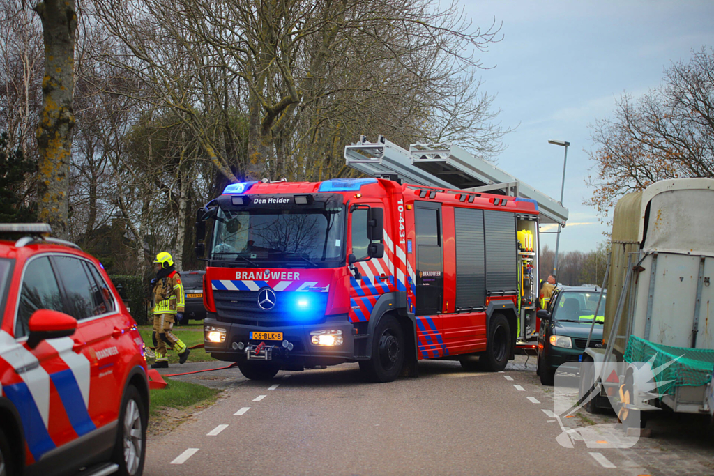 Gasflessen ontploft bij brand op tuindersvereniging