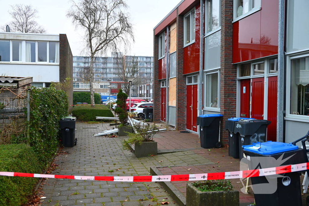 Woning dichtgetimmerd na nachtelijk explosie