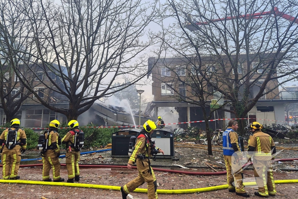 Dode en gewonden nadat deel van flat instort door explosie