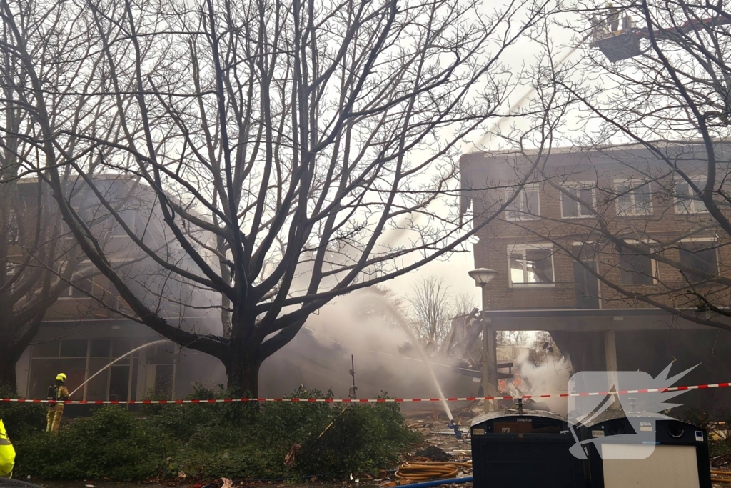 Dode en gewonden nadat deel van flat instort door explosie