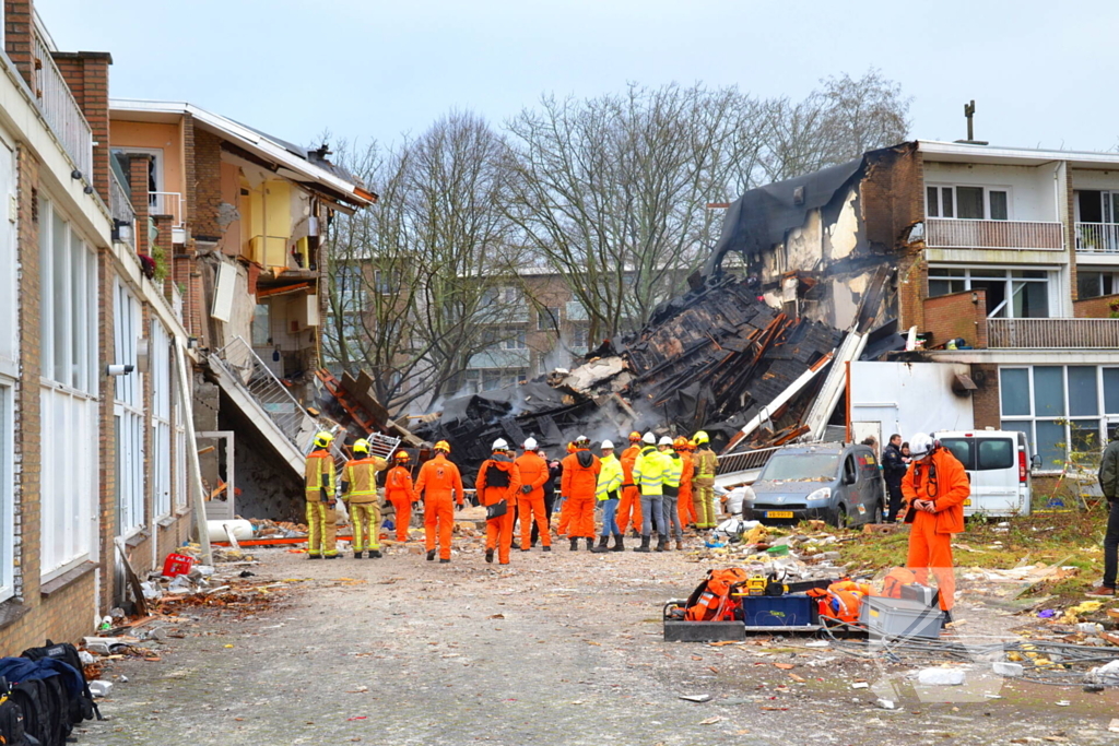 Dode en gewonden nadat deel van flat instort door explosie