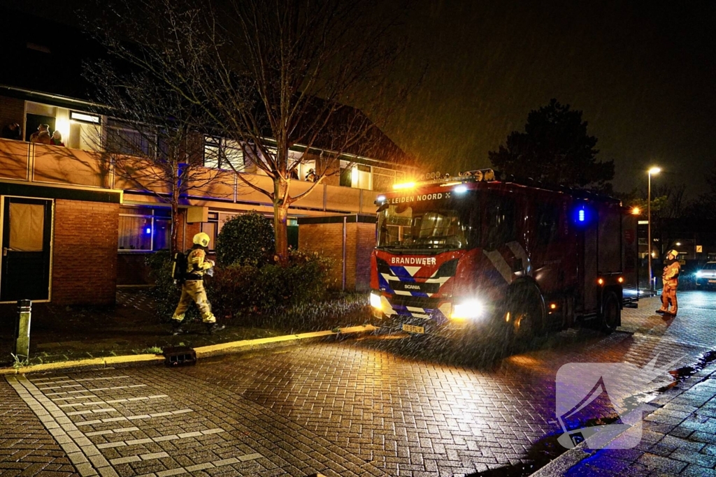 Brandweer controleert woningen na melding gaslucht