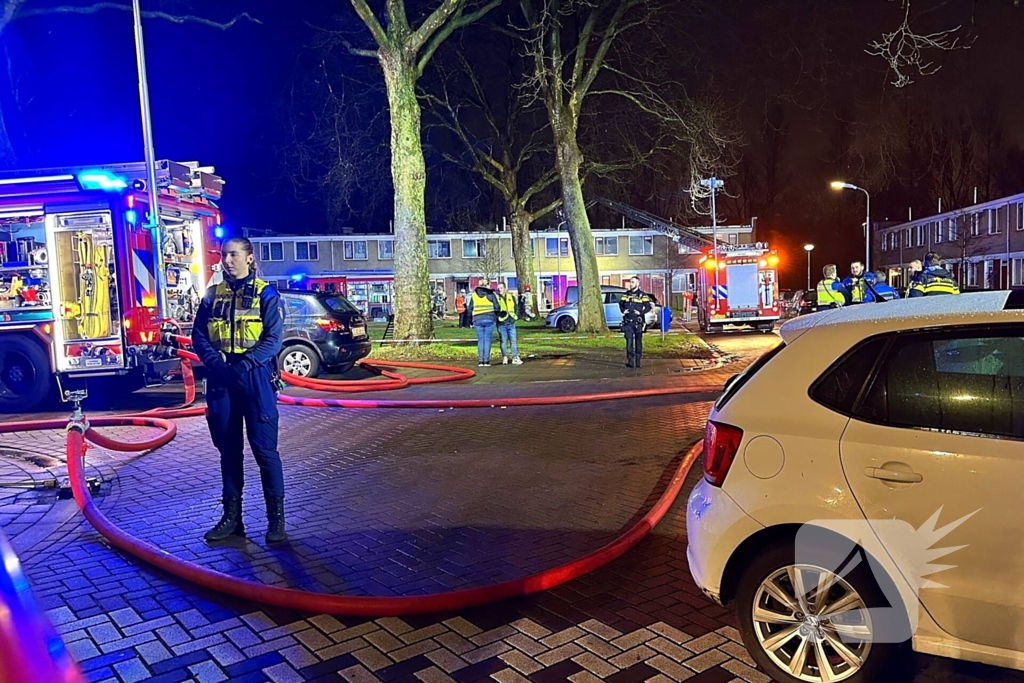 Persoon naar ziekenhuis door woningbrand