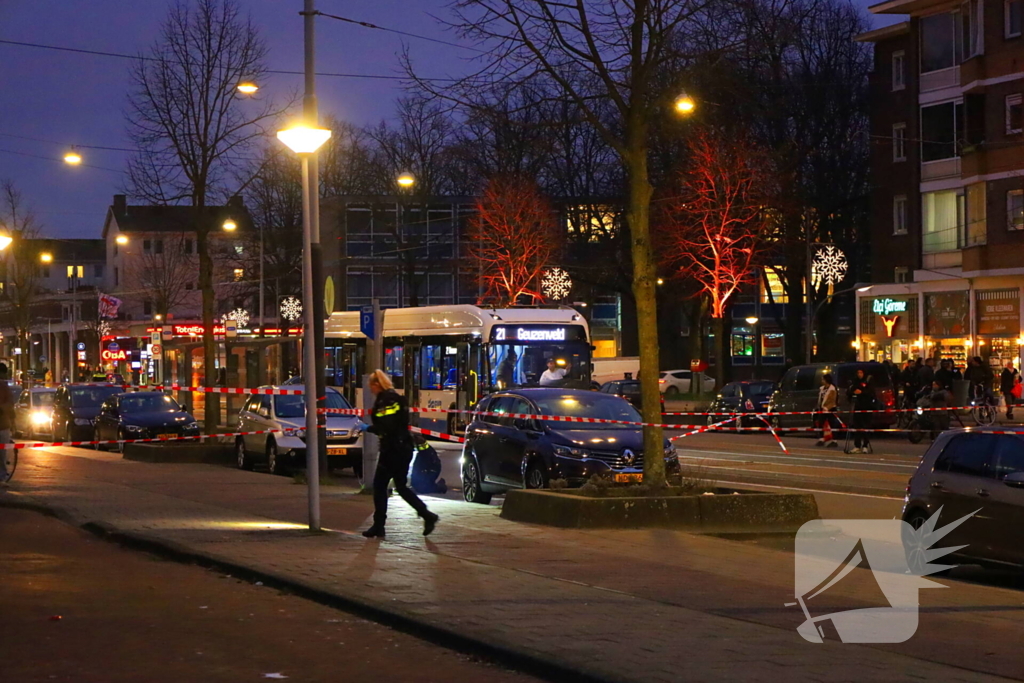 Gewonde bij schietpartij, politie zoekt verdachte