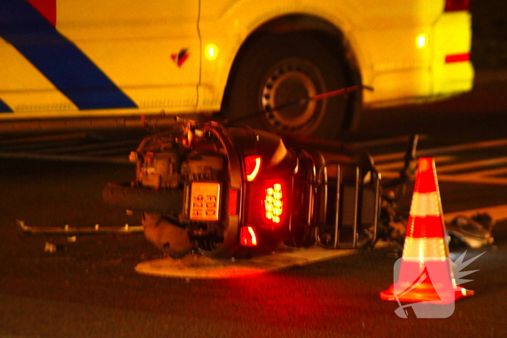 Scooterrijder gewond bij botsing met auto