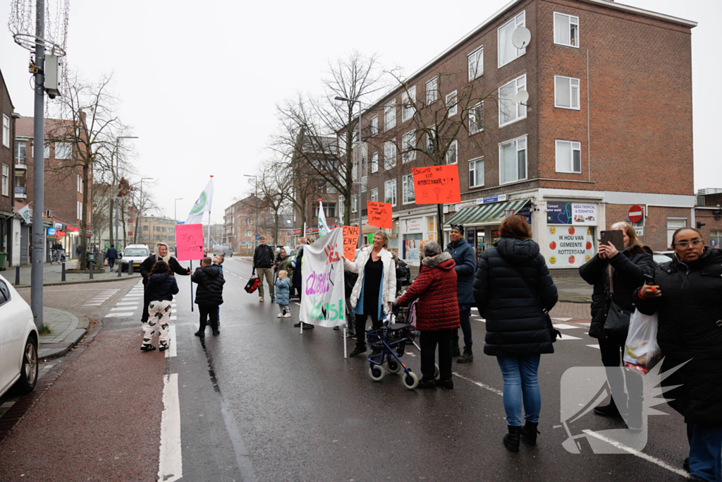 Kinderen vechten voor hun clubhuis met creatieve actie