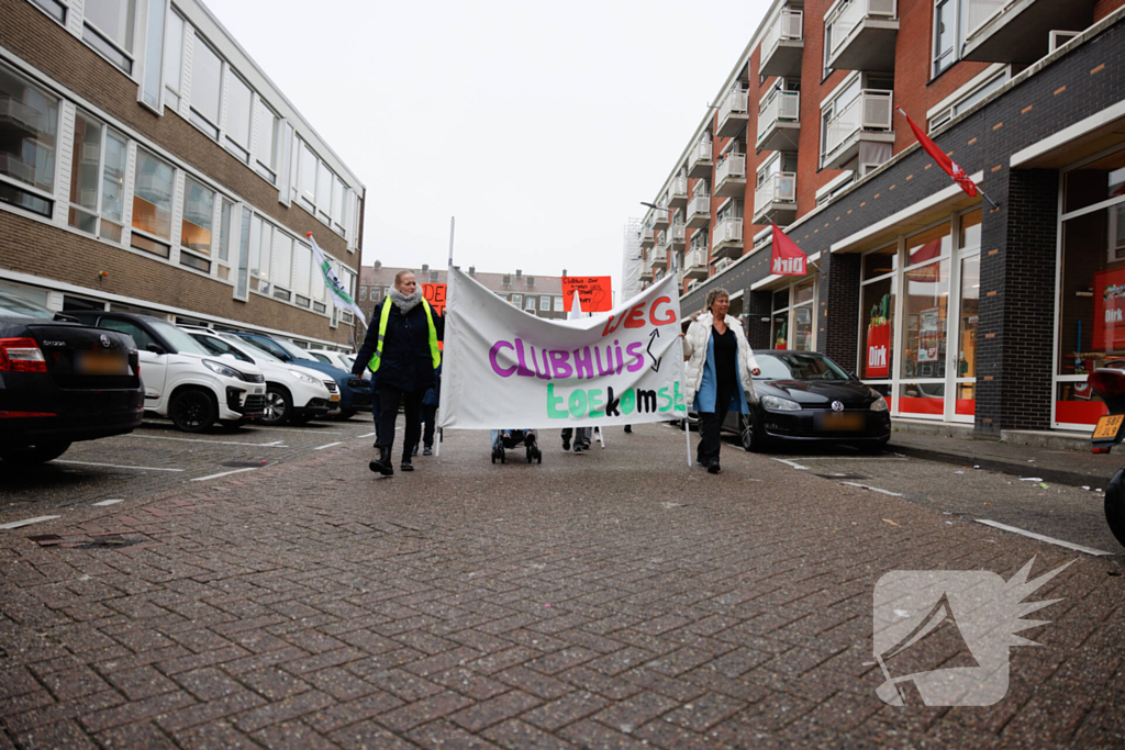 Kinderen vechten voor hun clubhuis met creatieve actie