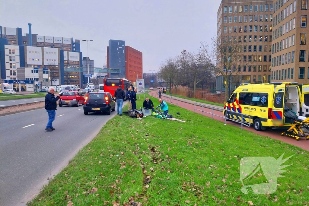 Scooterrijder gewond bij enkelzijdig ongeval