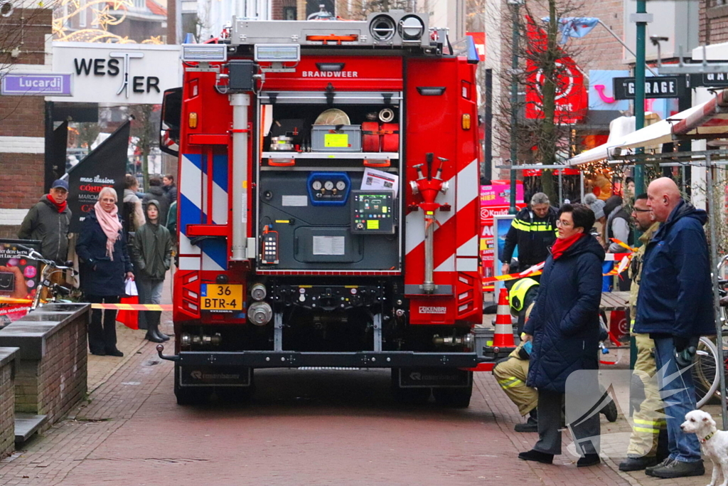 Drukke winkelstraat afgesloten wegens gaslucht