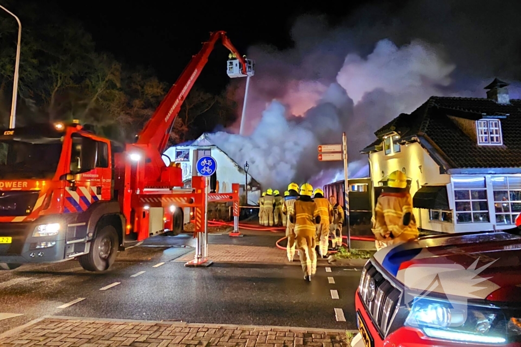 Uitslaande brand verwoest pannenkoekenrestaurant