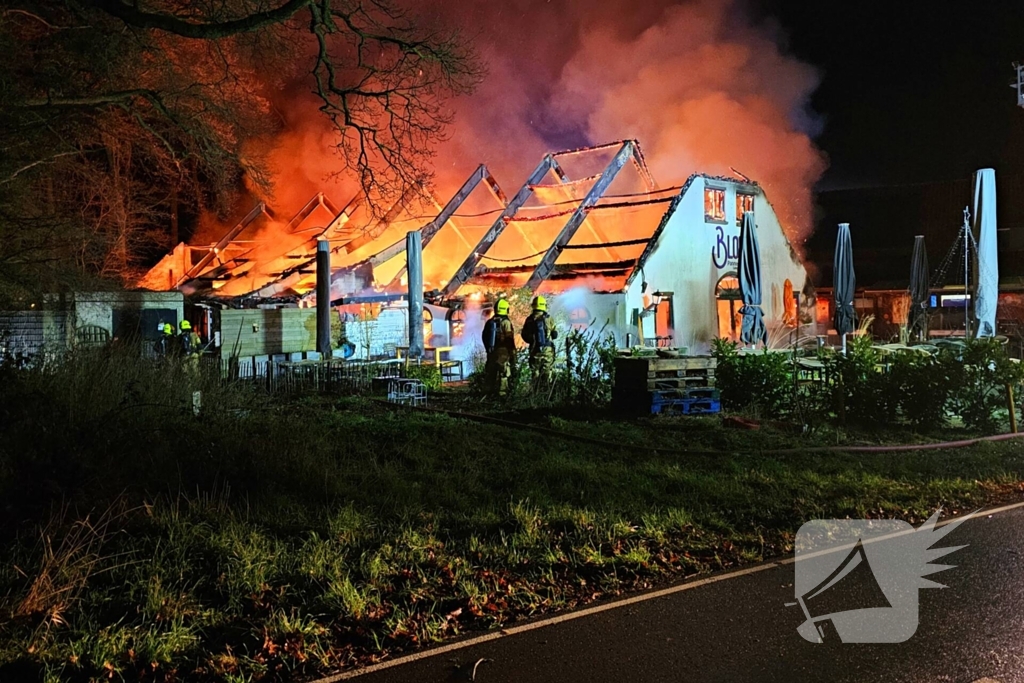 Uitslaande brand verwoest pannenkoekenrestaurant