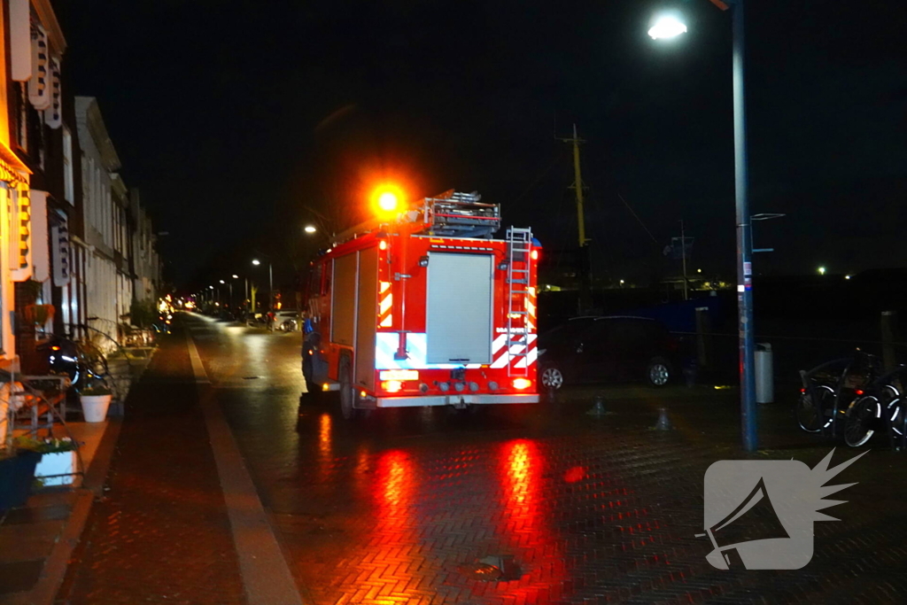 Brandweer doet onderzoek naar gaslucht