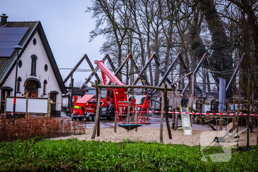 Pannenkoekenhuis compleet verwoest na enorme brand