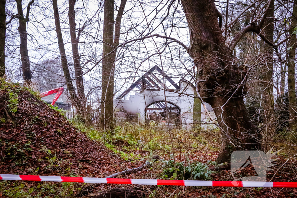 Pannenkoekenhuis compleet verwoest na enorme brand