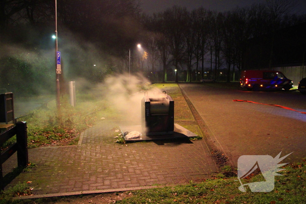 Brand in ondergrondse container gedoofd