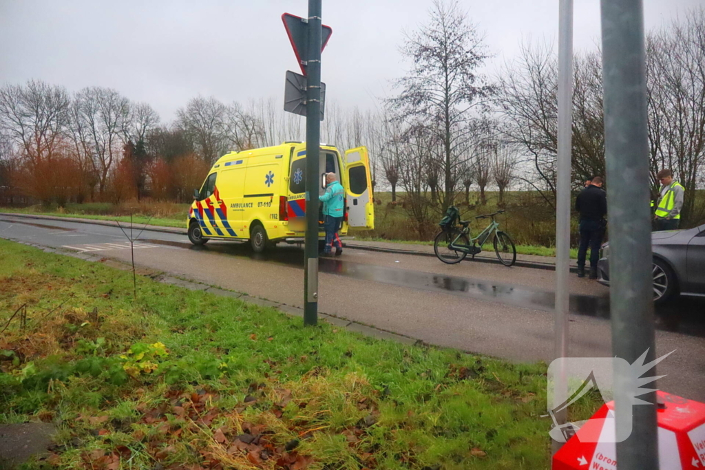 Fietser aangereden bij oversteekplaats