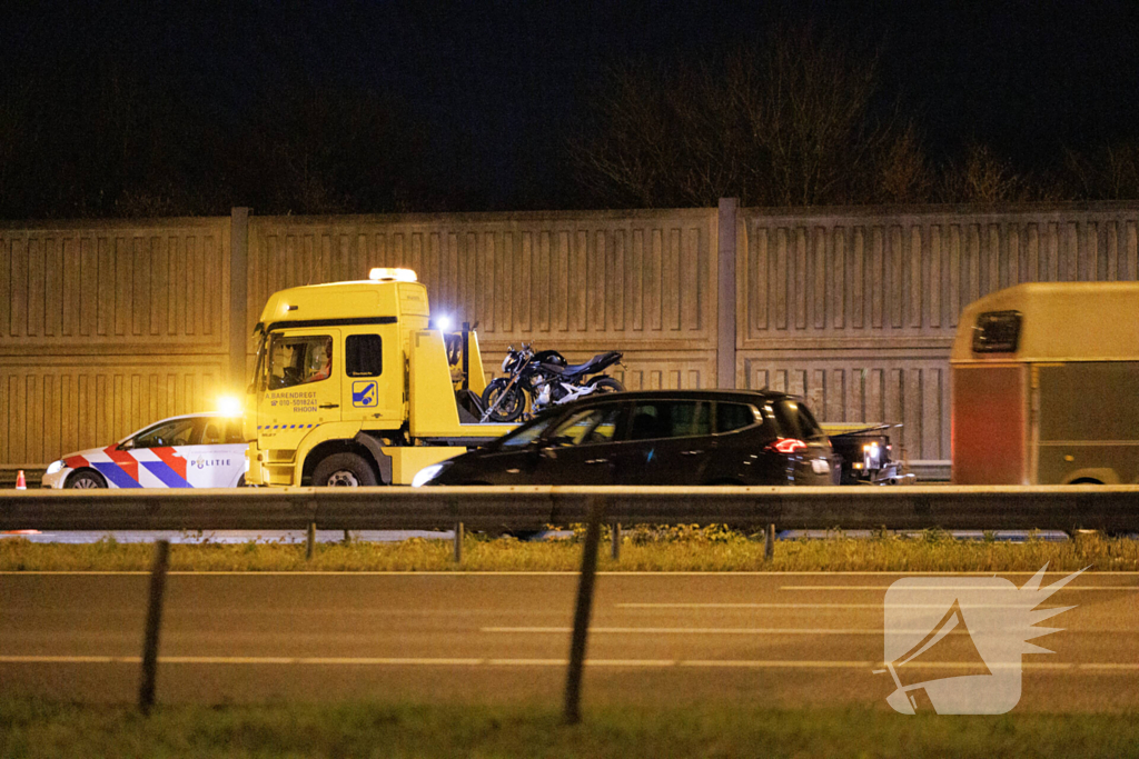 Meerdere voertuigen betrokken bij ongeval op snelweg