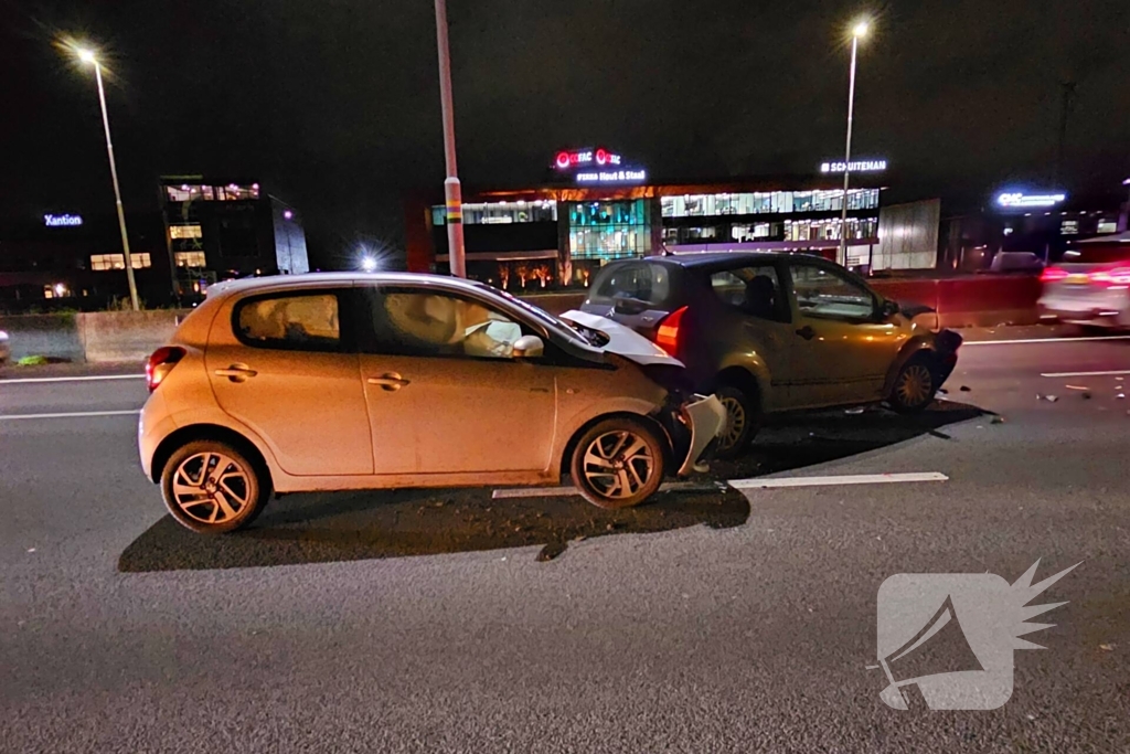 Drie voertuigen betrokken bij kop-staartaanrijding